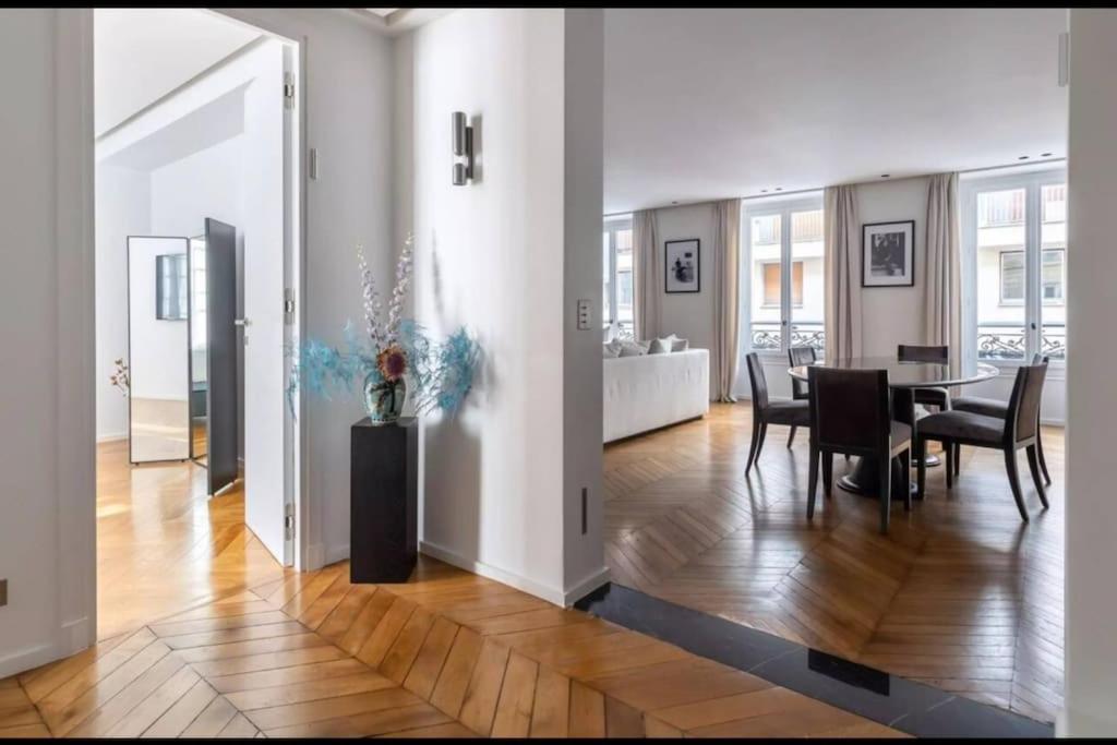 Amazing Apartment 2Bdr/6Pax Next To Champs Elysees 파리 외부 사진