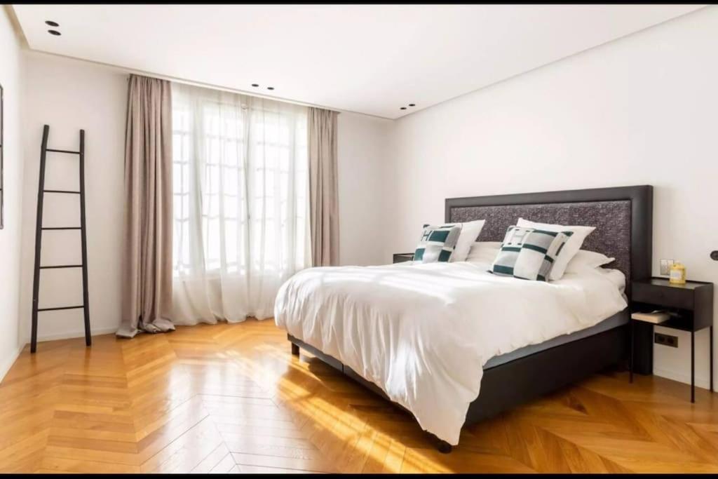 Amazing Apartment 2Bdr/6Pax Next To Champs Elysees 파리 외부 사진